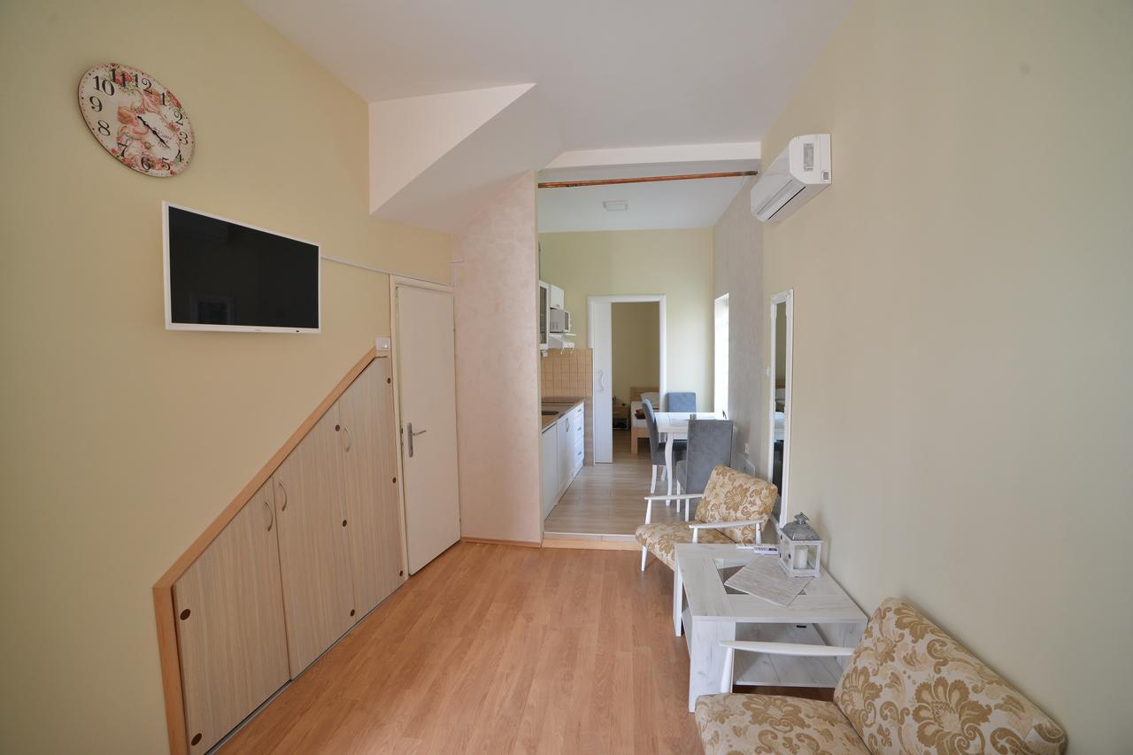 Apartmani Mv Užice Extérieur photo